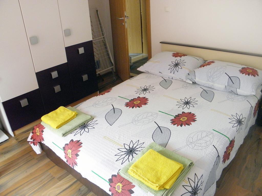 Apartments Mani Trogir Chambre photo